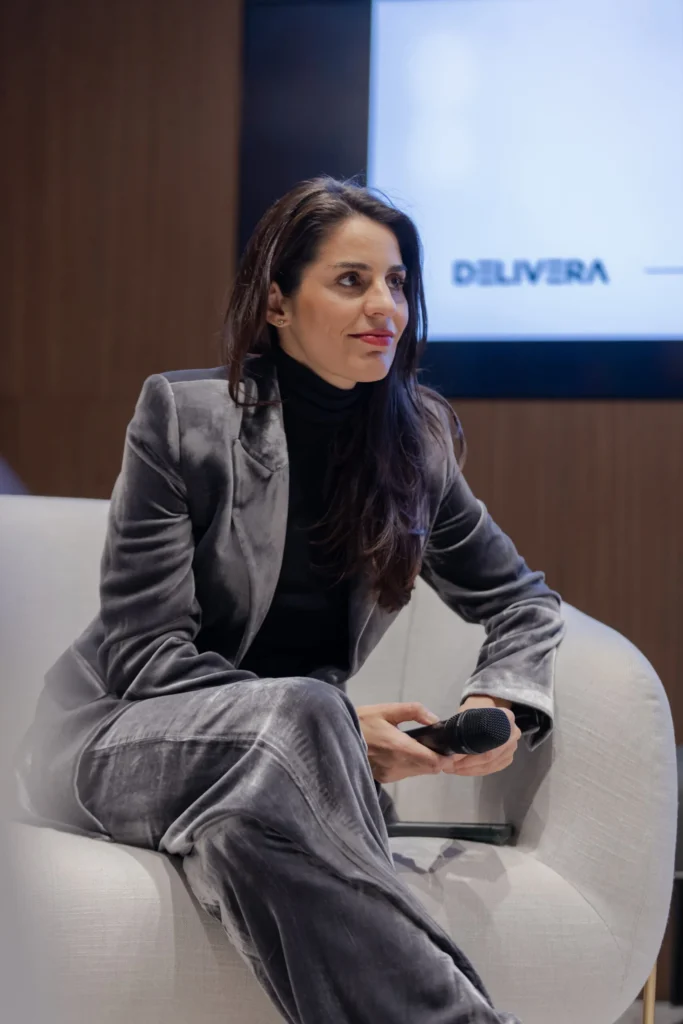 Delivera-@ambraalessiph-9-scaled